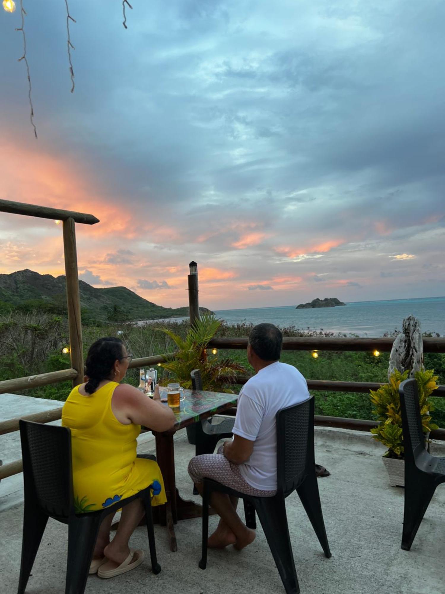 Sunrise View Posada Morris Hill Exterior foto